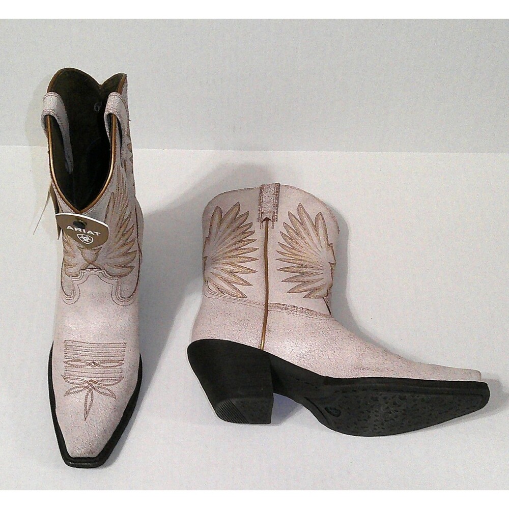 New NWT Womens 7 Ariat Goldie Boot Western Distressed White Leather Short Pretty